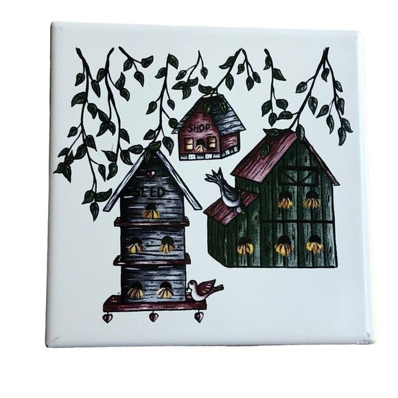 VTG Birdhouses Ceramic Tile Trivet Kitchen 6" x 6" Bird Feed Shop Barn USA - Picture 1 of 10